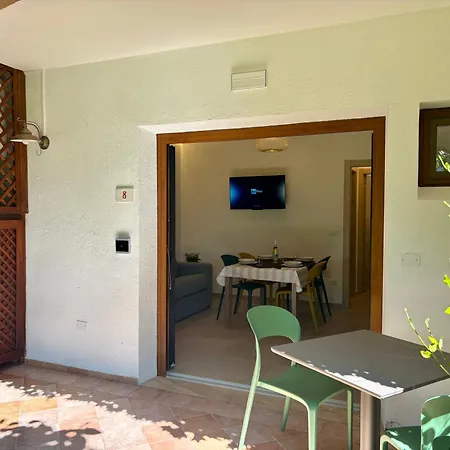 A 10 Minuti Da San Teodoro بورتو سان باولو